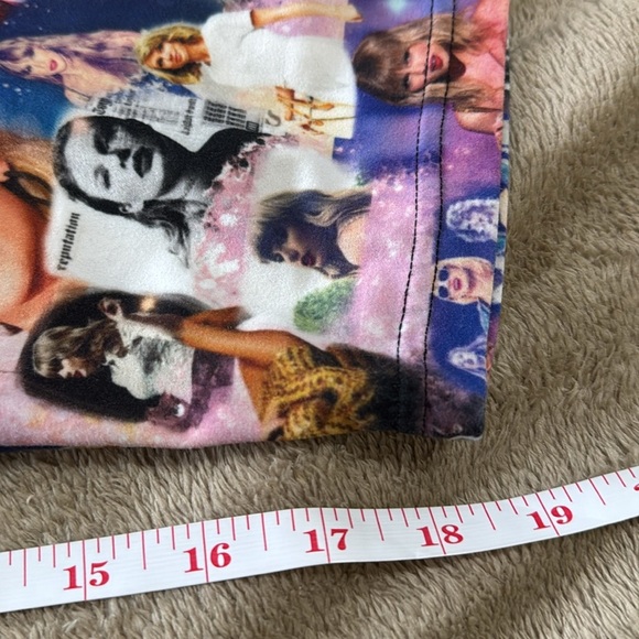 Amelia Rose Swiftie Colorful Cropped Taylor Swift Print Leggings - Picture 7 of 9